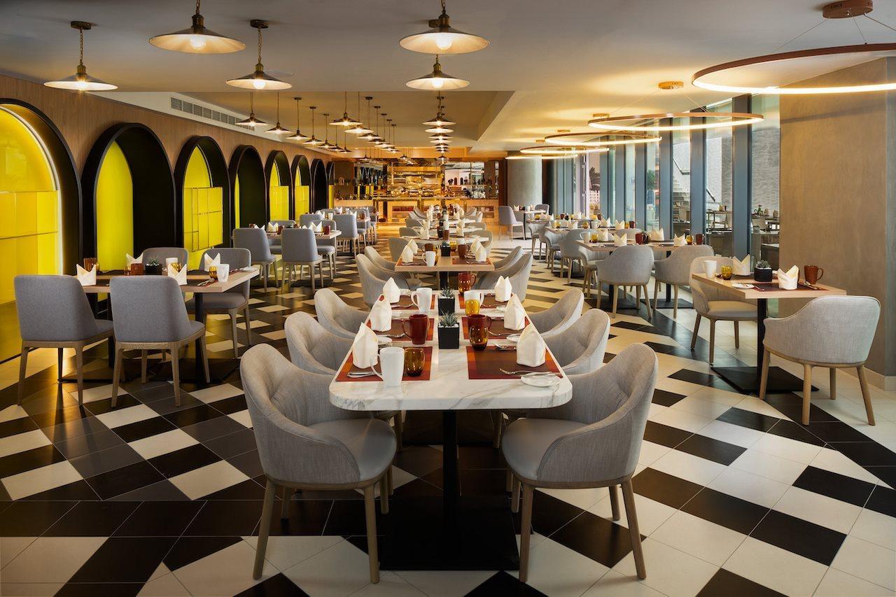 Millennium Atria Business Bay Aparthotel Dubaj Kültér fotó The restaurant