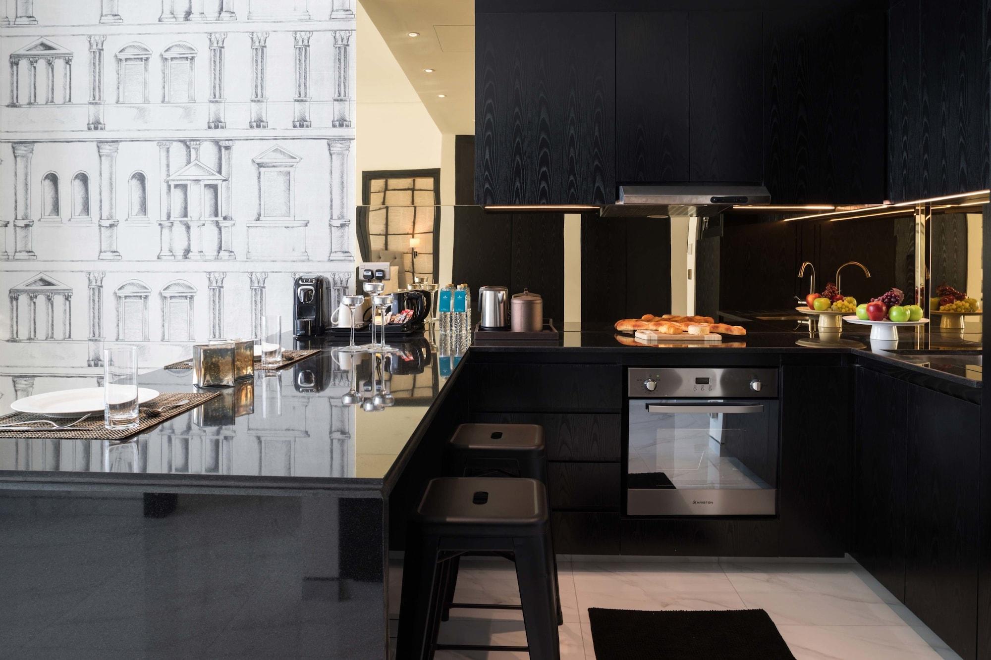 Millennium Atria Business Bay Aparthotel Dubaj Kültér fotó A kitchen in a private home
